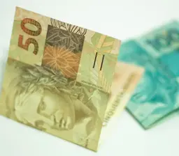 Tema de redação: MODELO ENEM - VULNERABILIDADE FINANCEIRA NA ERA DIGITAL